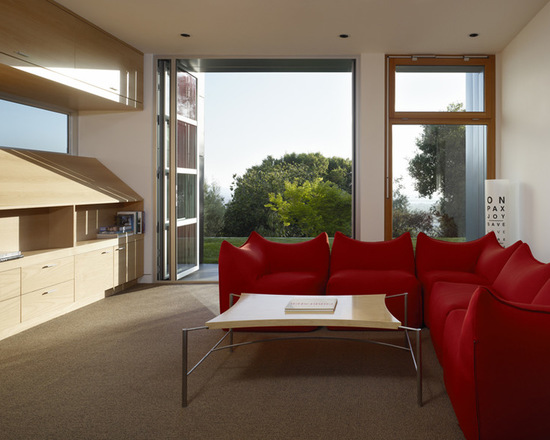 cortinas-sal-com-sofa-vermelho (1)